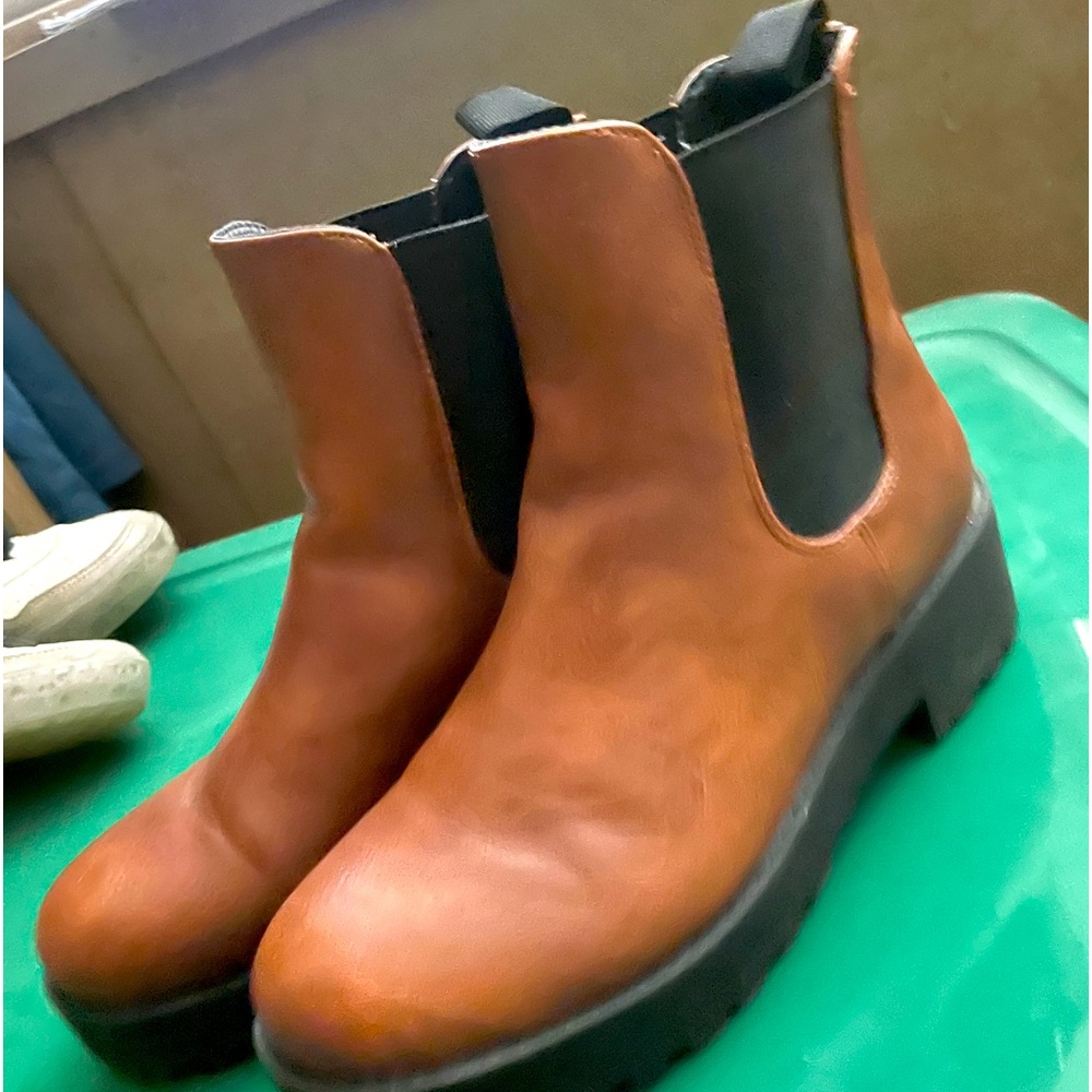 Platform Chelsea Boots by Dirty Laundry